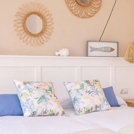 Апартаменти Oleholidays Romana Playa 223 Primera Linea Playa *